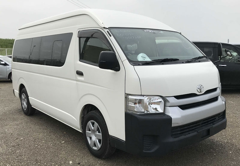 Used Toyota Hiace Vans 2016 model in White Used Cars Stock 65563 CSO Japan